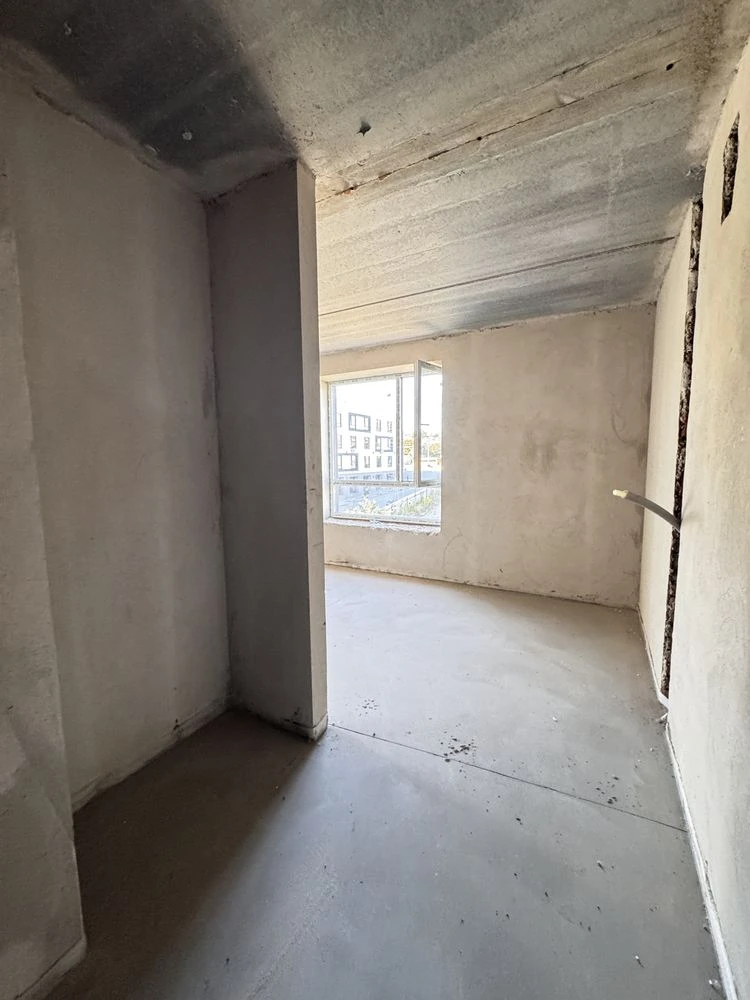 Apartment for Sale in a Completed Building! Drywall