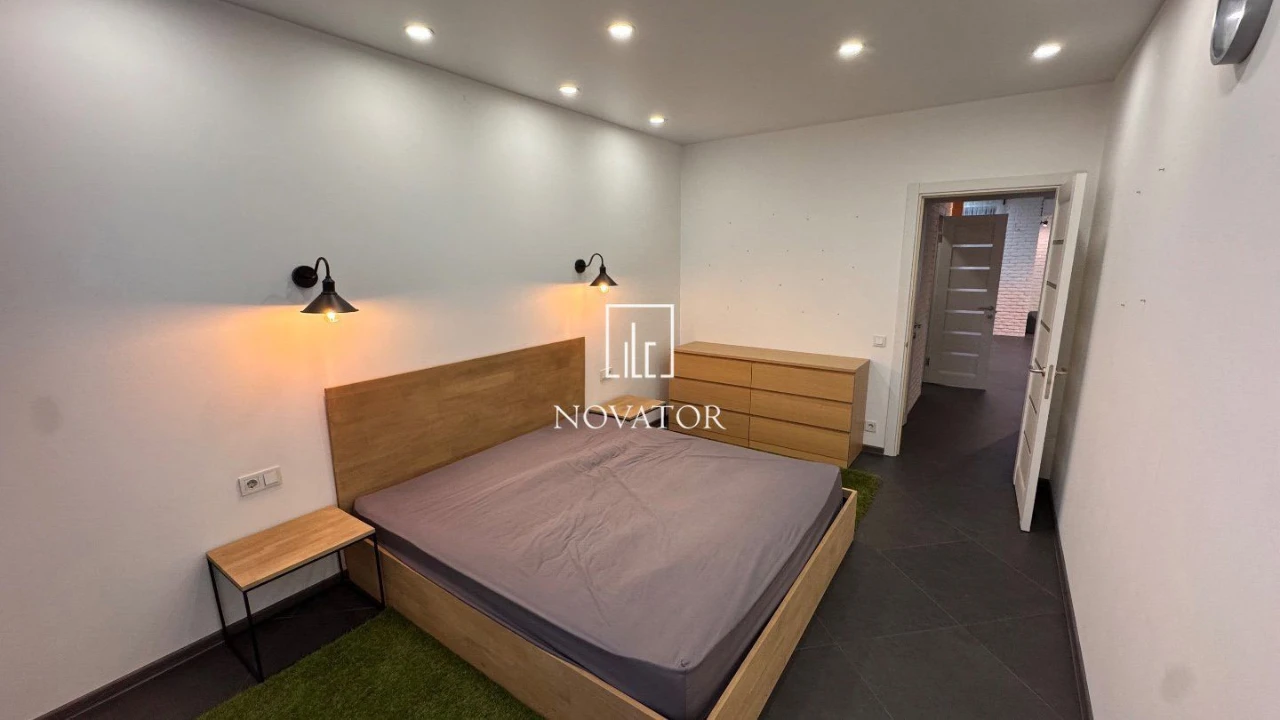 Urgent sale of a 2-room apartment renovated with furniture