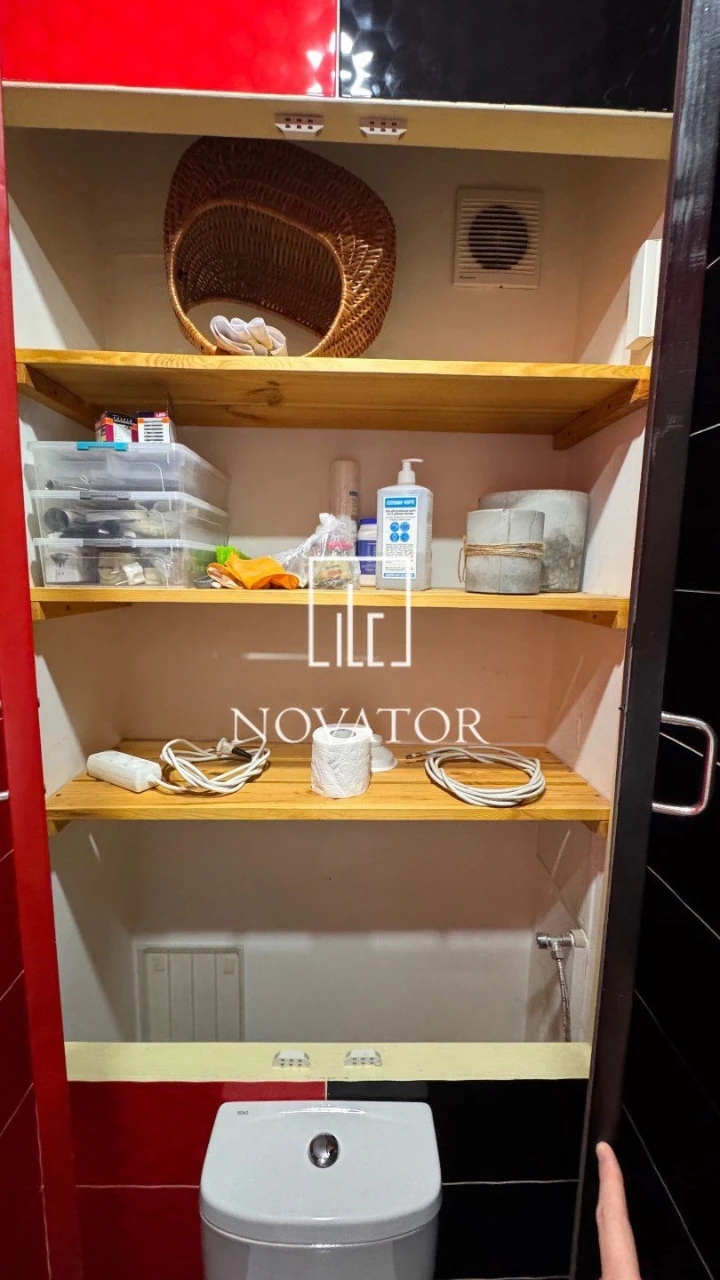 Urgent sale of a 2-room apartment renovated with furniture