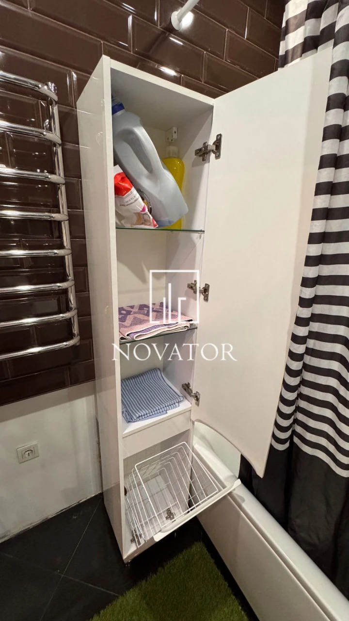 Urgent sale of a 2-room apartment renovated with furniture