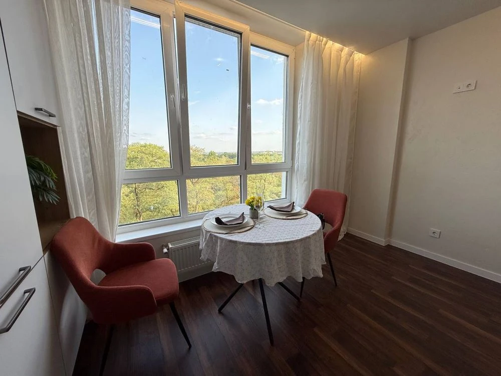 Video. Apartment near "Avenir Plaza"