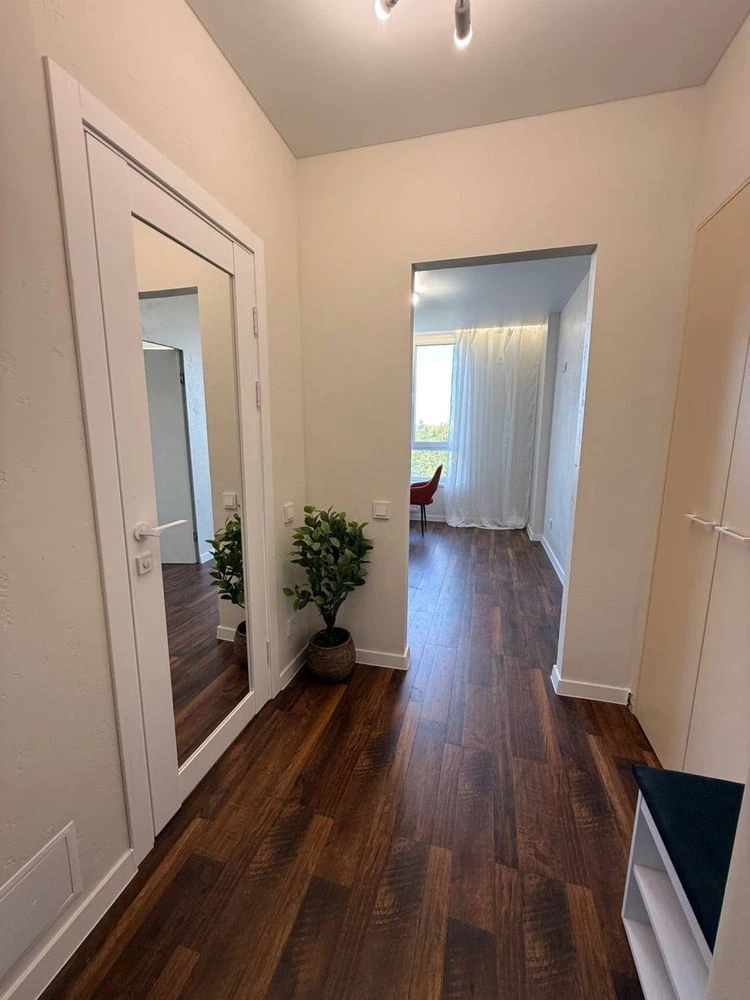 Video. Apartment near "Avenir Plaza"