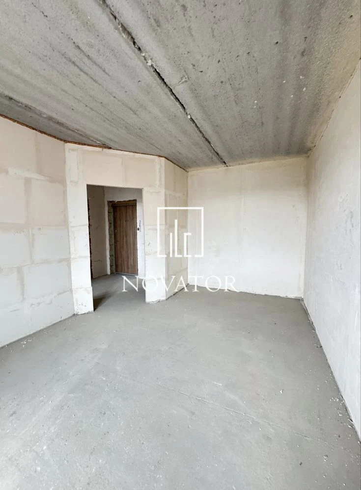 1 room apartment! GAS! Minimal paperwork! Occupied house!