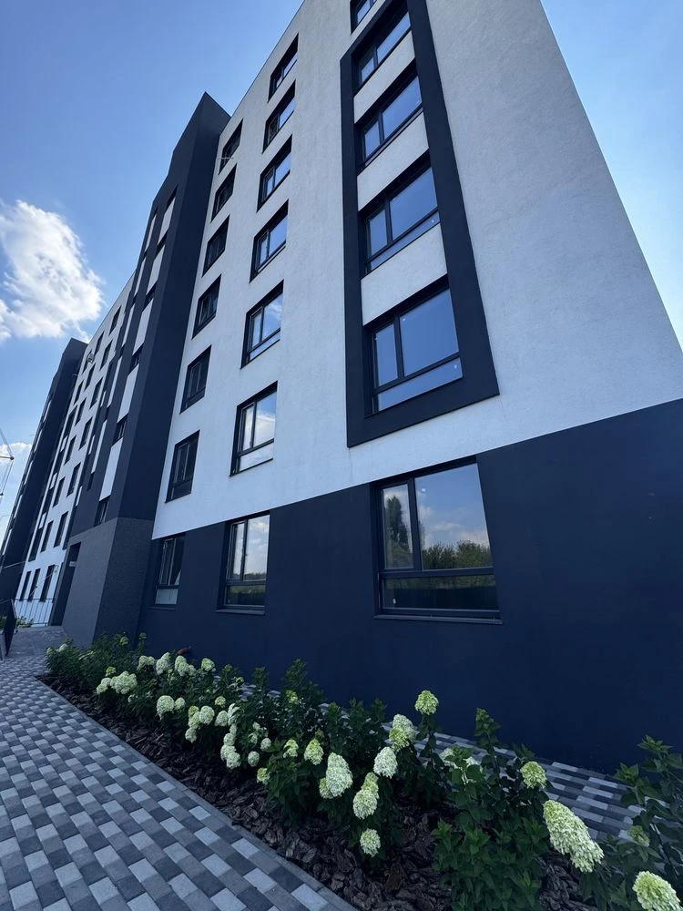 Ready apartment near the park with residential rates and gas