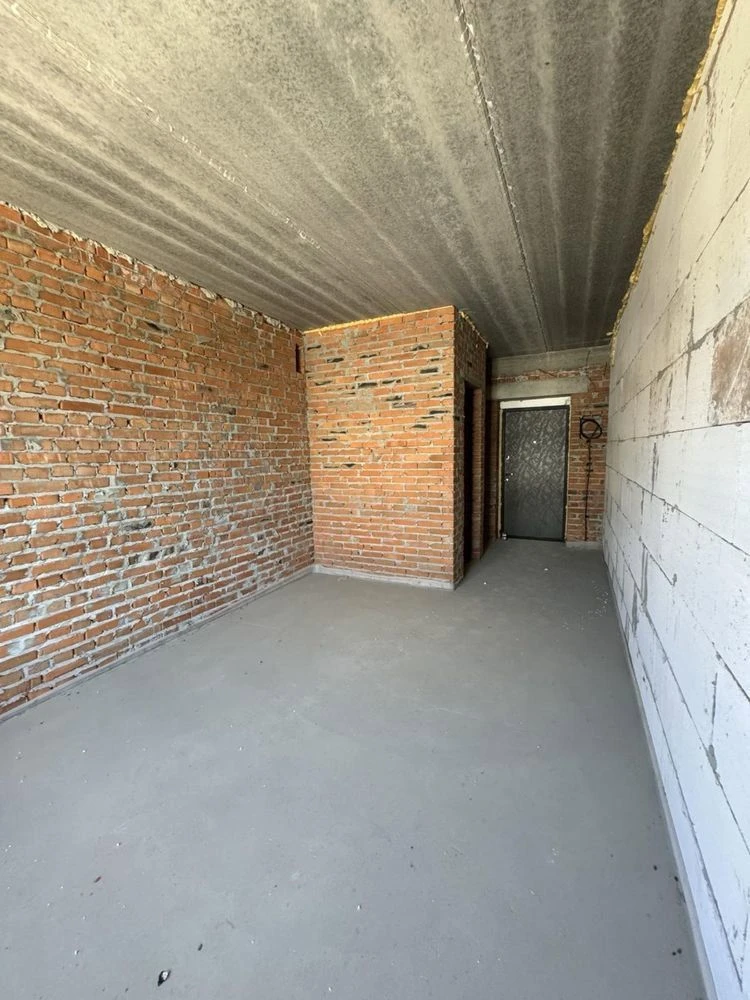 Ready apartment near the park with residential rates and gas