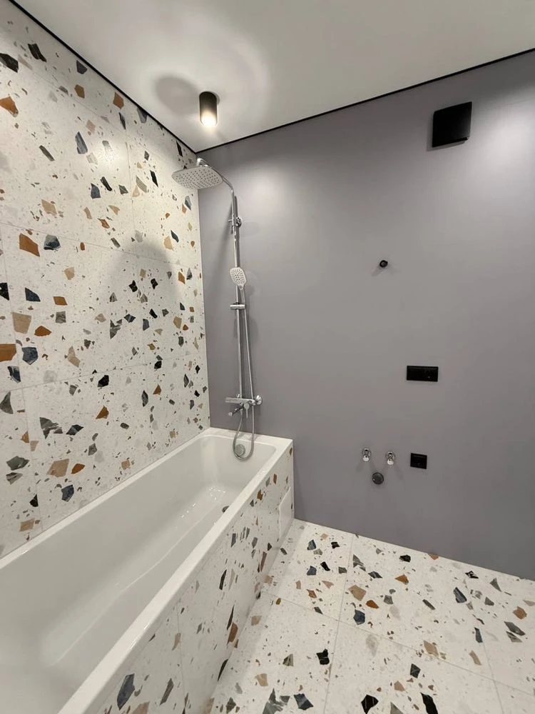 One-bedroom apartment with new renovation and view of pine forest