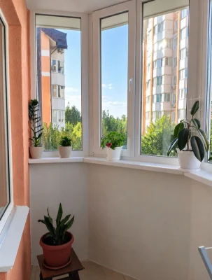 For Sale - No Commission! 1-bedroom apartment with furniture