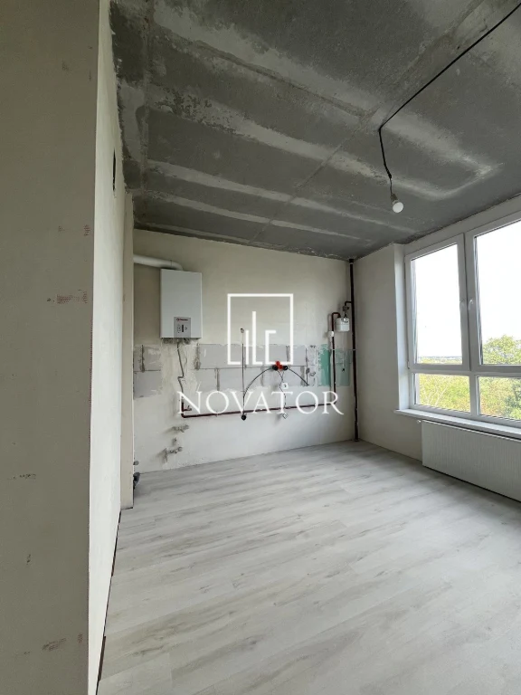 Apartment! Certificate! One-room apartment with partial renovation