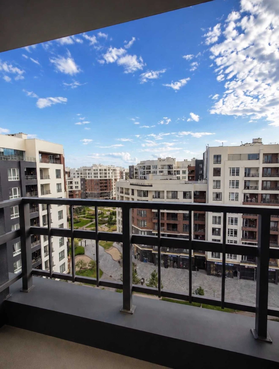 3-room apartment 85 sq m, partial renovation, Synercity residential complex, O