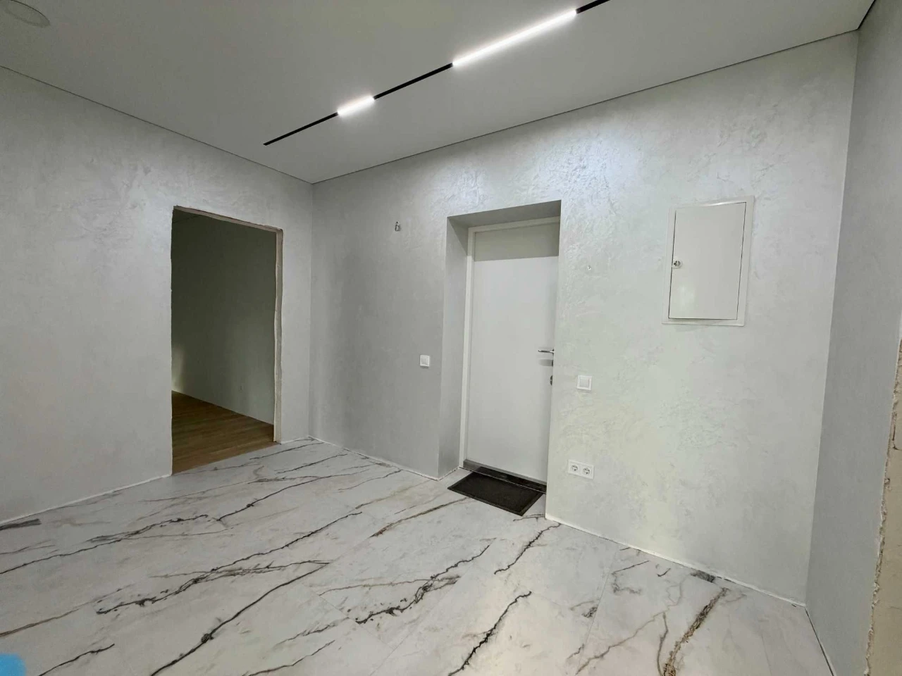 2-room apartment. ЄОселя ВПО. Certificate. Decree.