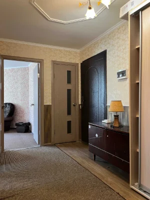 Sale of 2-bedroom apartment with renovation - YES