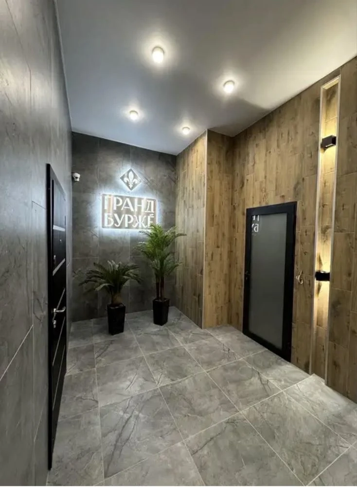 One-bedroom apartment 110 sq m in the "Grand Burze" residential complex - Bucha