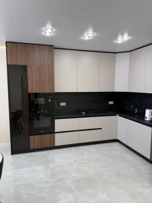 Sale of a one-bedroom apartment with modern renovation, gas