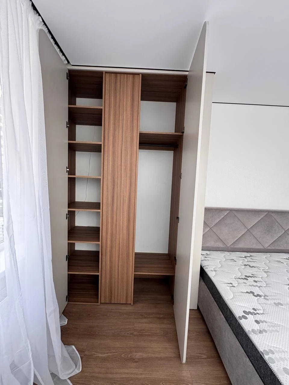 Продажа великолепной 3-комнатной квартиры на 2 этаже в г. Ирпень ЖК