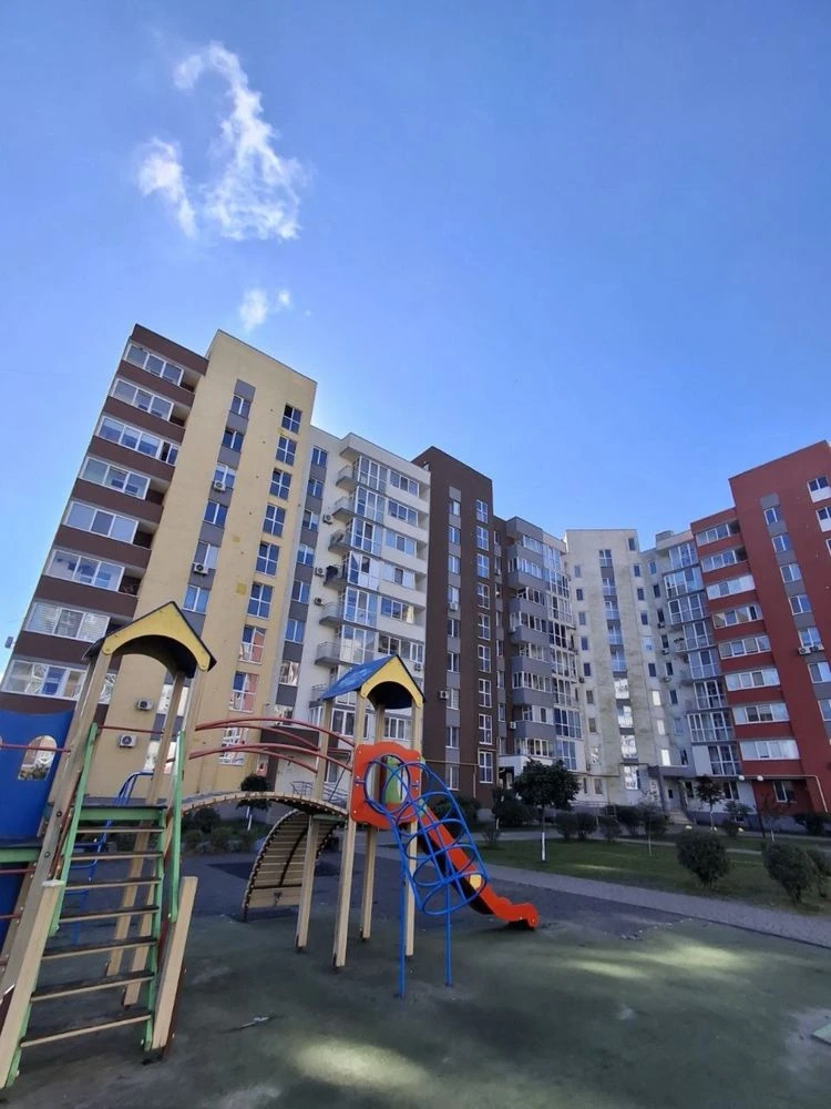 Well-maintained 1-bedroom apartment with renovation! New Bucha!