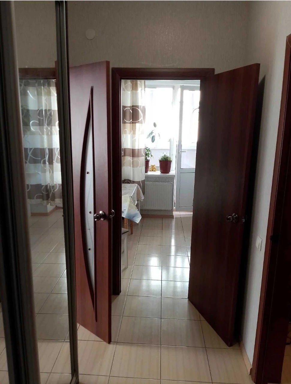 For Sale: 1-bedroom apartment, gas, 2%! No commission!