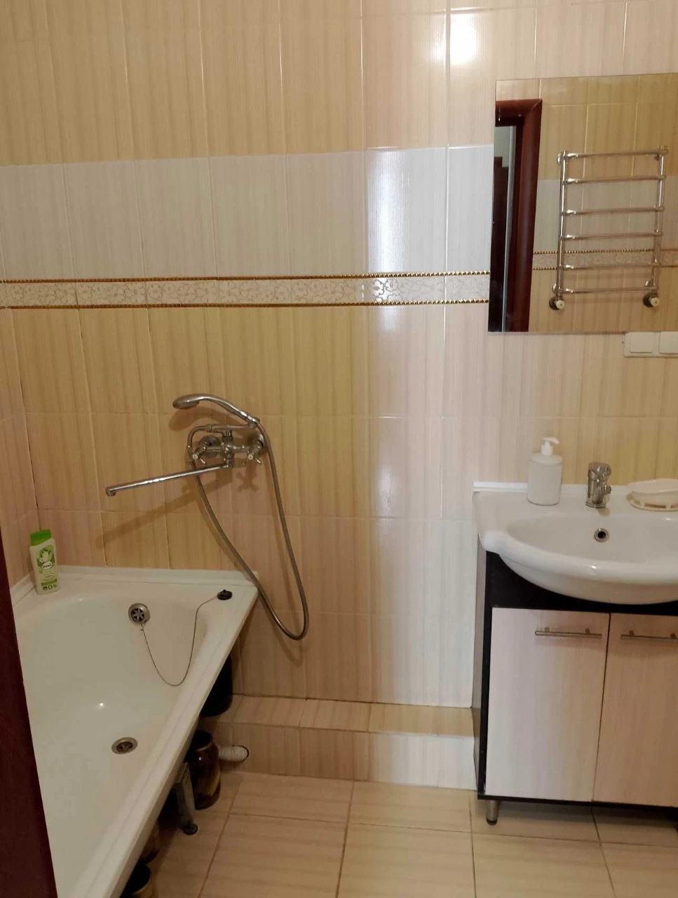 For Sale: 1-bedroom apartment, gas, 2%! No commission!