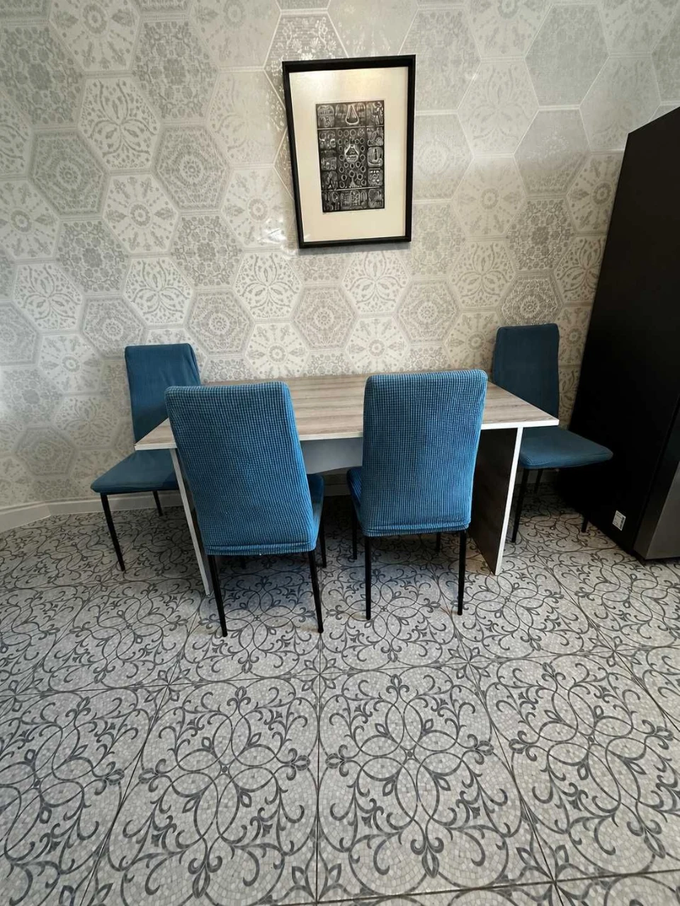 3-room apartment renovated. Bucha. Minimal furnishing.