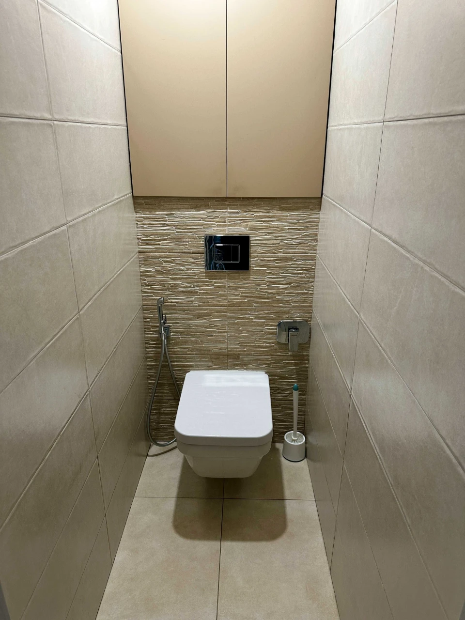 3-room apartment renovated. Bucha. Minimal furnishing.