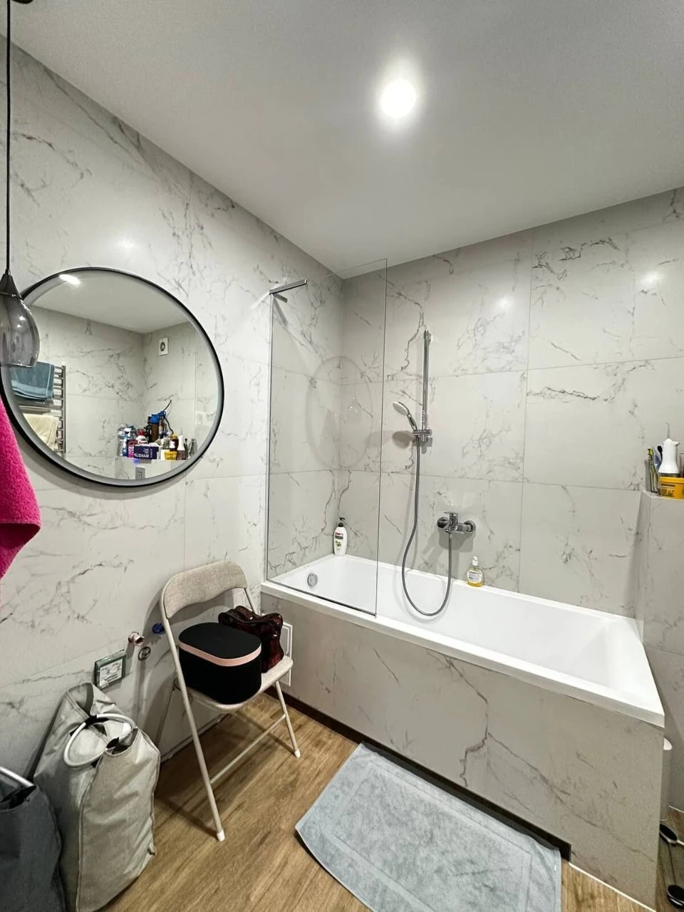 2-bedroom apartment with renovation in a club house