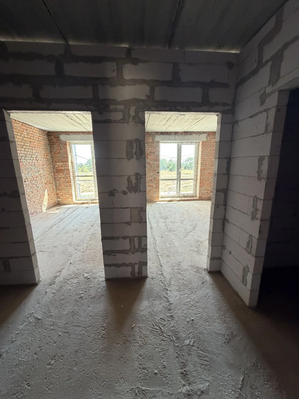 For Sale Urgently !! 1-bedroom apartment with a private courtyard near