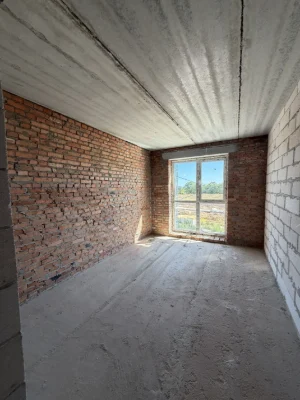 For Sale Urgently !! 1-bedroom apartment with a private courtyard near