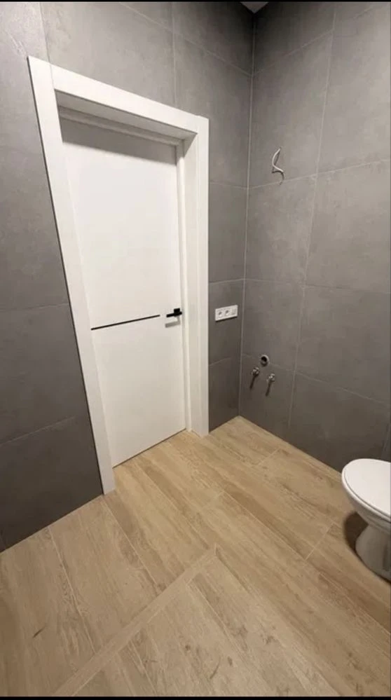 1-bedroom apartment for sale near Bucha Park, renovated. Great deal.