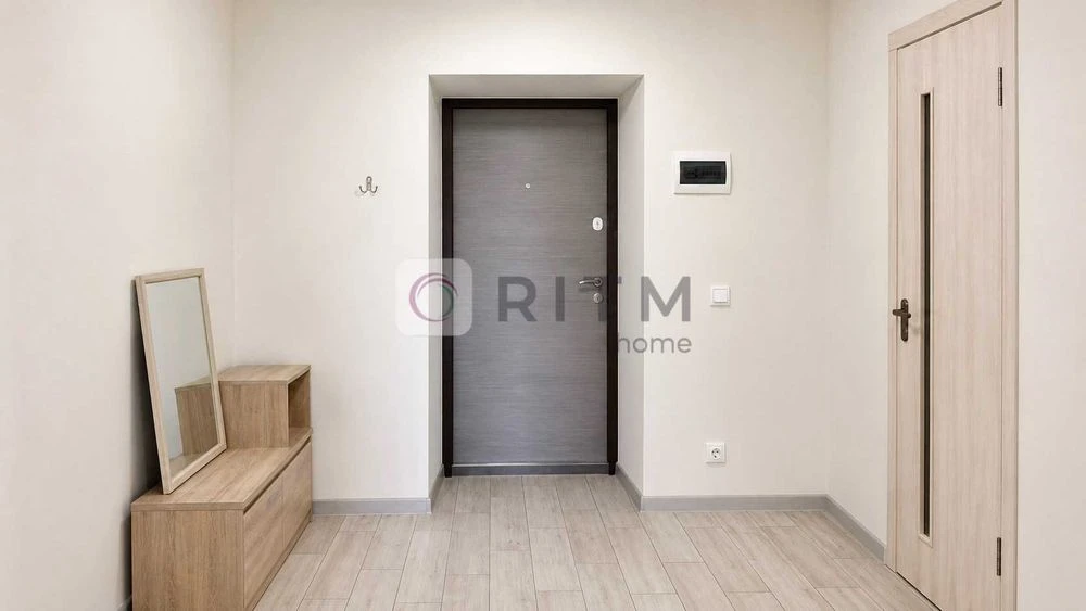 A modern 1-room apartment is for sale in the residential complex "Kvity Lviv".
