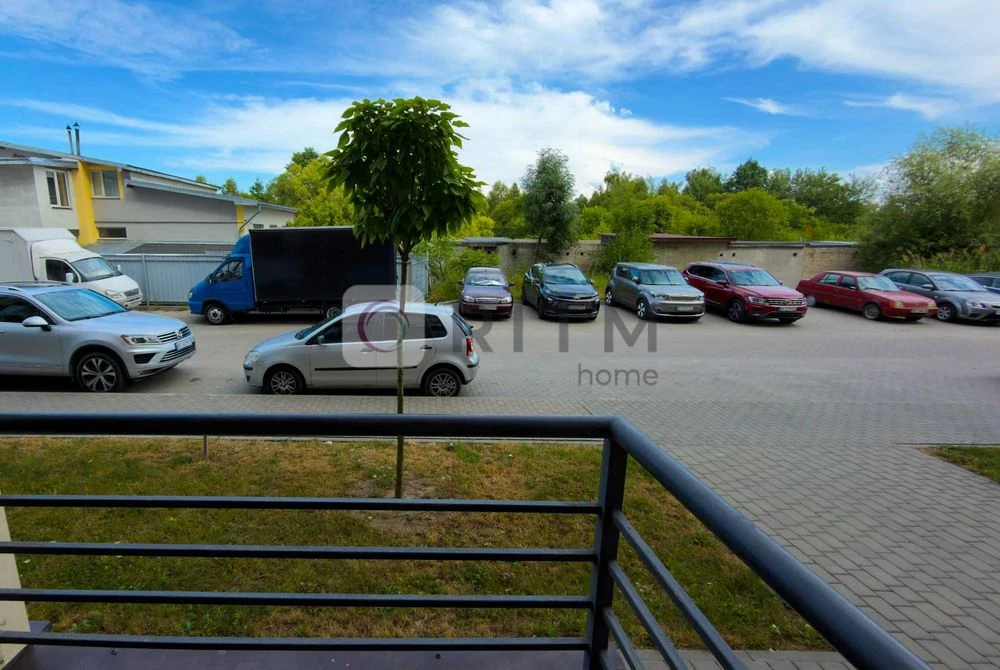 A modern 1-room apartment is for sale in the residential complex "Kvity Lviv".