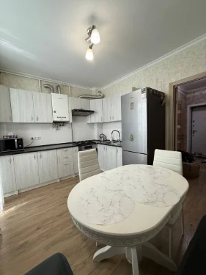 One-bedroom apartment in Bucha with renovation and individual gas heating