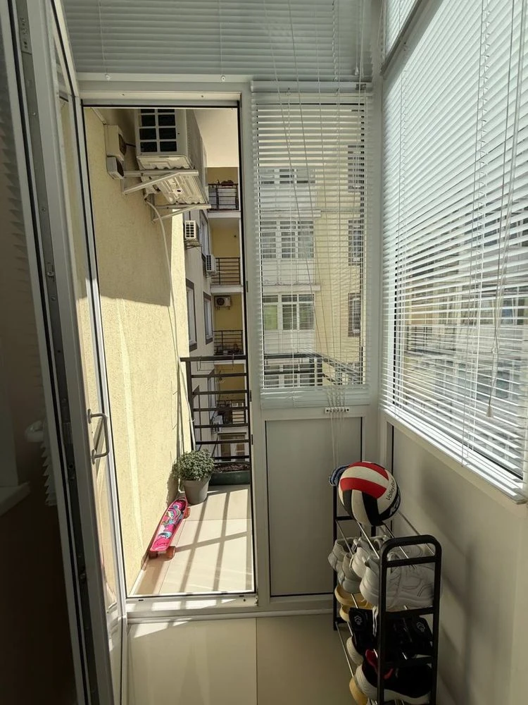 One-bedroom apartment in Bucha with renovation and individual gas heating