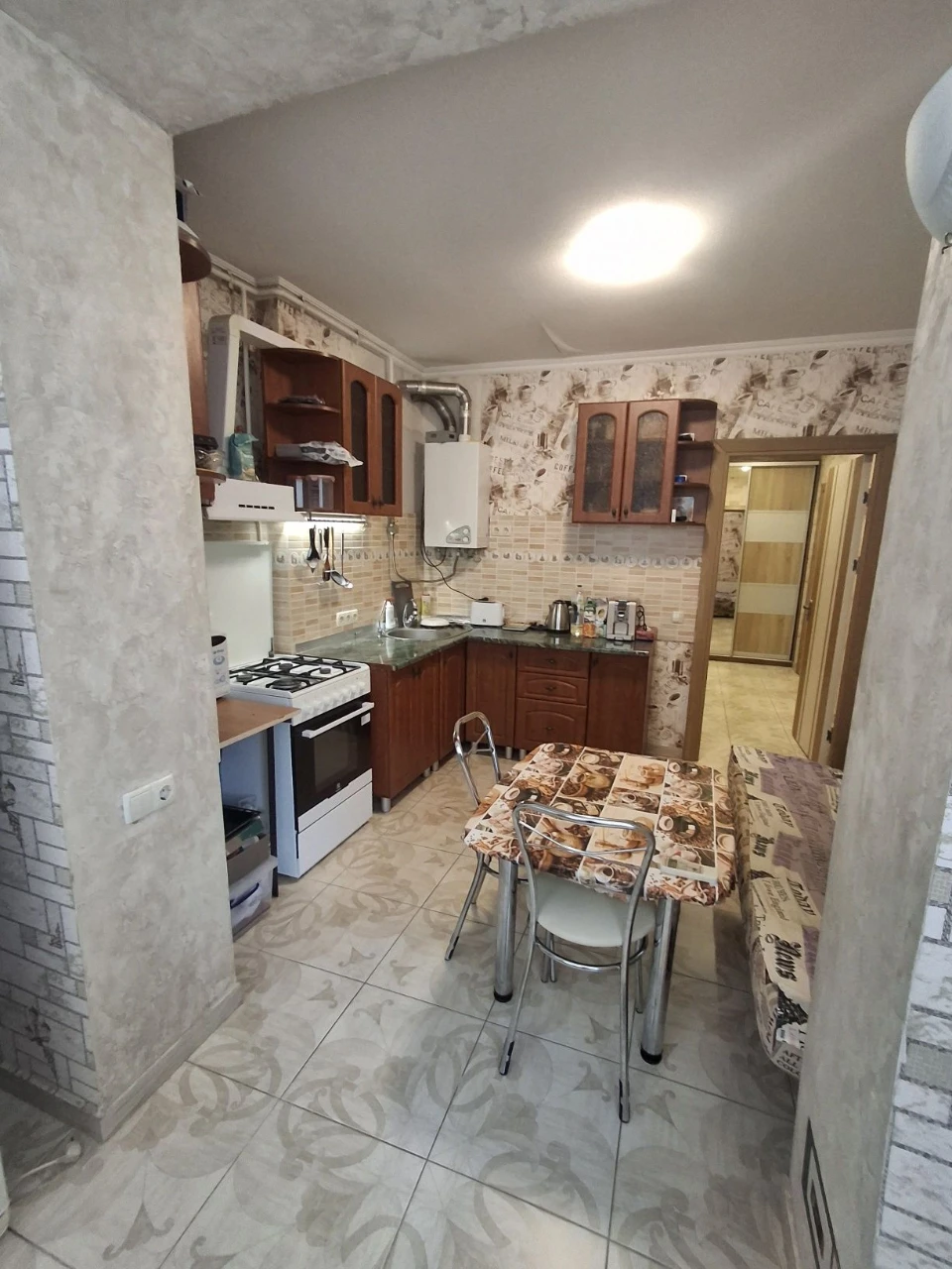 НЕЙМОВІРНА ПРОПОЗИЦІЯ! Продаж 1 кім.квартири 41 м2 в ЛІСОВІЙ