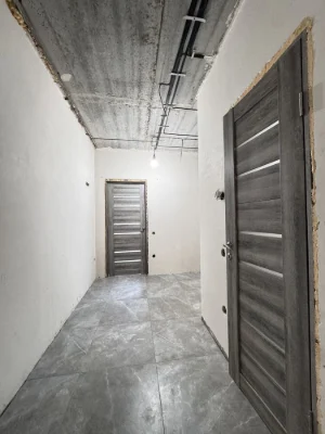 APARTMENT with partial renovation! Certificate! No commission