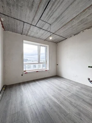 APARTMENT with partial renovation! Certificate! No commission