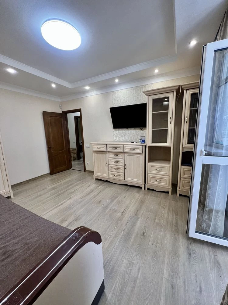 Продаж 1-кімнатної квартири з меблями та технікою / ЖК Нова Буча