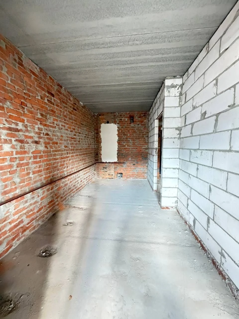 FOR SALE - 1 Bedroom Apartment! Shocking Price! Lowest Price on the Market! Gas!