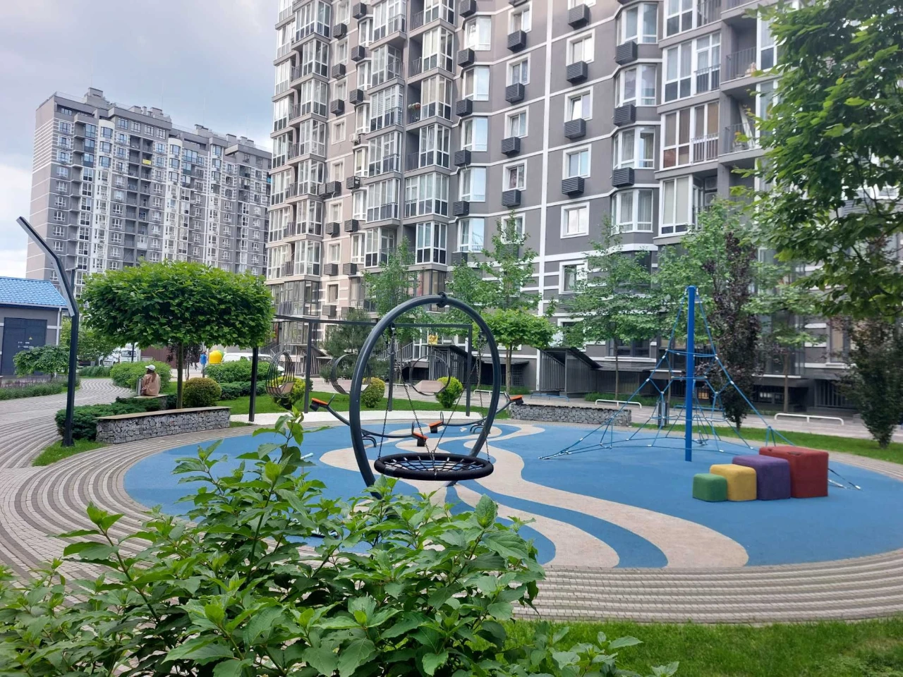 Sale of a Large 4-Bedroom Apartment with TERRACES in Business Class ЖК Гран
