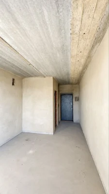 For SALE at an AMAZING PRICE! 1-bedroom apartment with an open plan! NO
