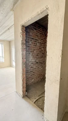 For SALE at an AMAZING PRICE! 1-bedroom apartment with an open plan! NO