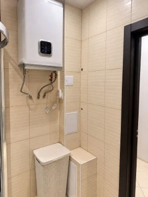 For Sale: Stunning Euro 2-room apartment with renovation, furniture and appliances!