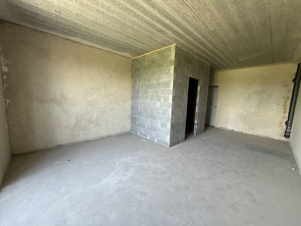 BEST PRICE !! For Sale: 1-bedroom apartment near Buchansk Park
