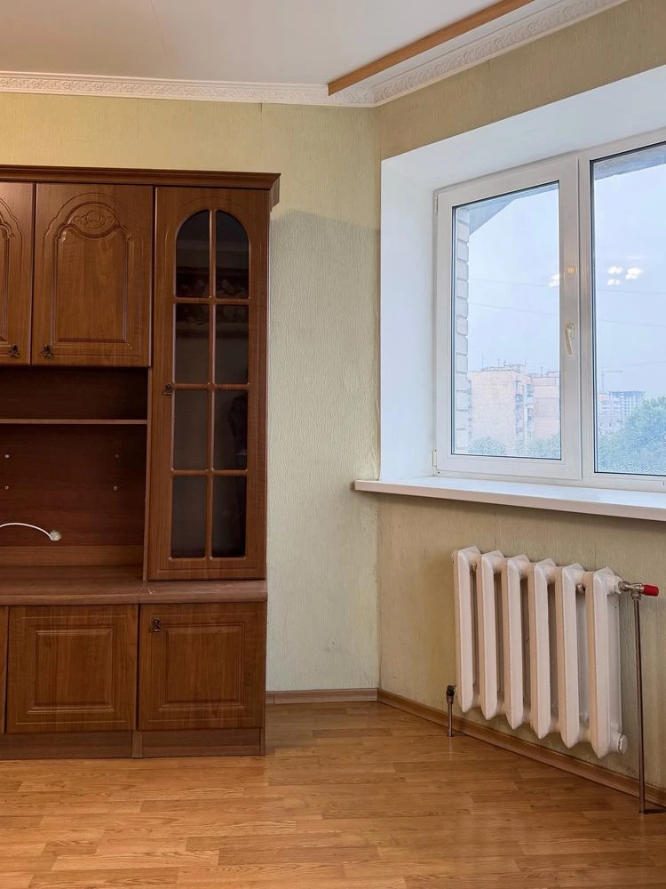 Sale, Large 1-room apartment/ Center/ Bucha/2%/ Programs
