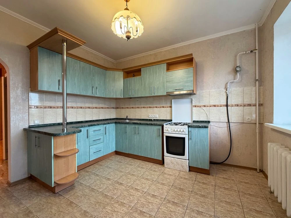 Sale, Large 1-room apartment/ Center/ Bucha/2%/ Programs