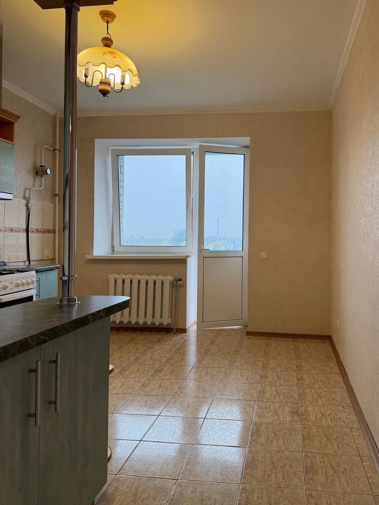 Sale, Large 1-room apartment/ Center/ Bucha/2%/ Programs