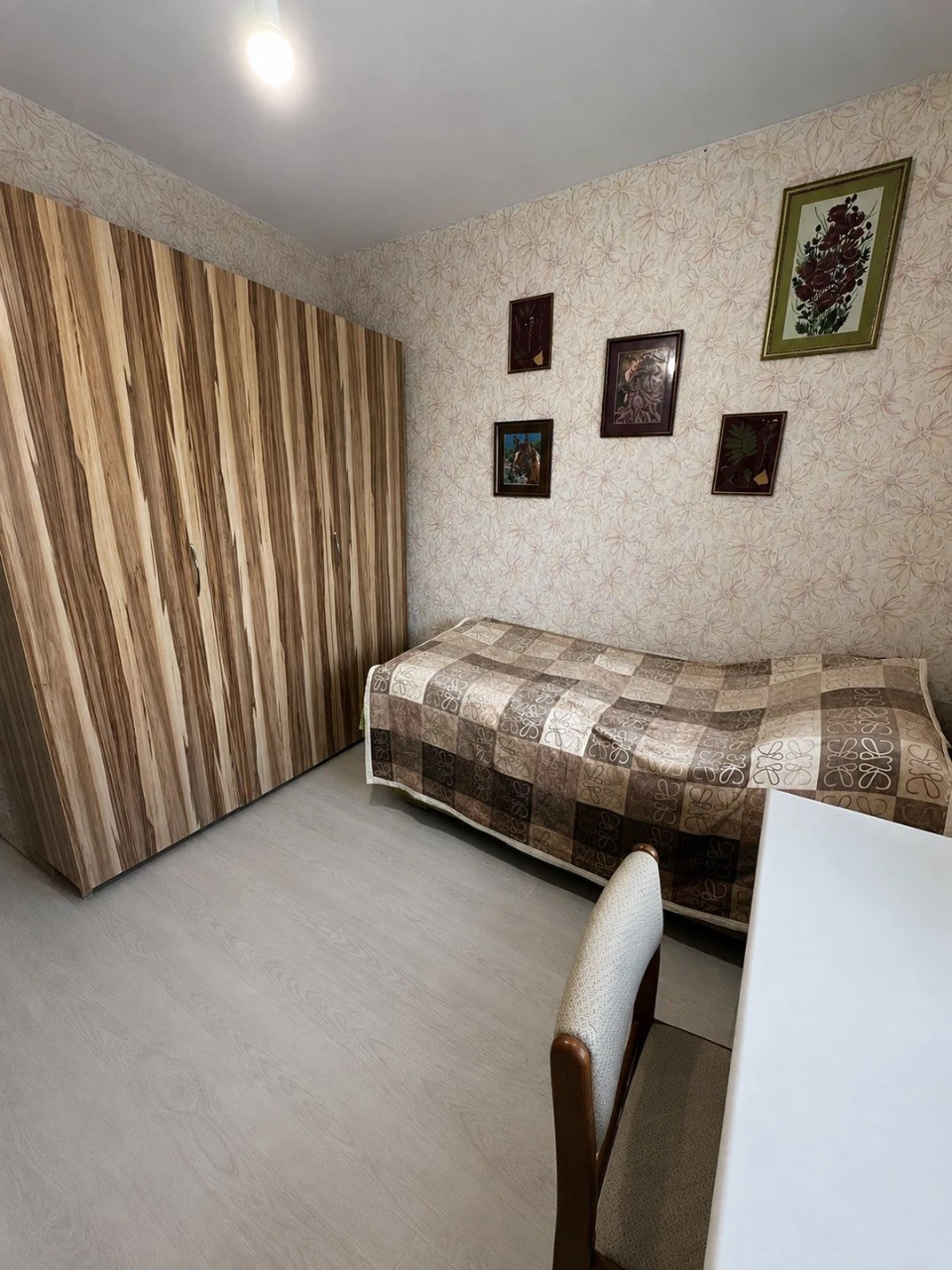 3-Bedroom Apartment in Bucha. Includes Inverter. Available.