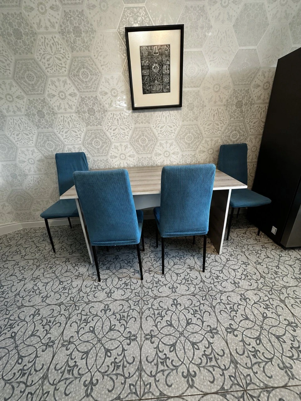 3-Bedroom Apartment in Bucha. Includes Inverter. Available.