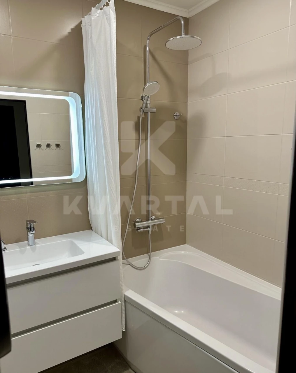 Sale / Apartment / Central Street, Bucha
