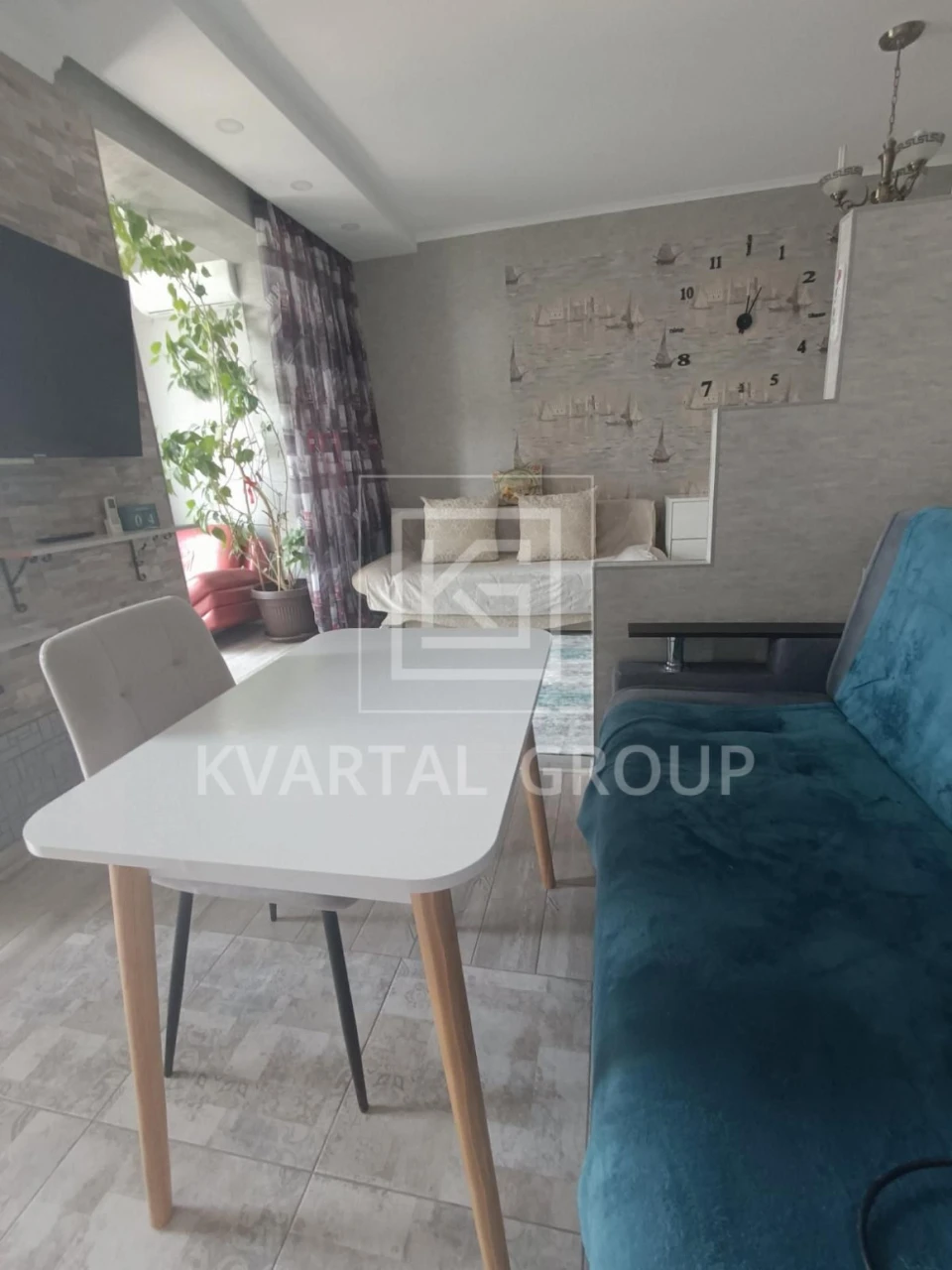 Apartment for Sale: 42 sq.m. with Quality Renovation