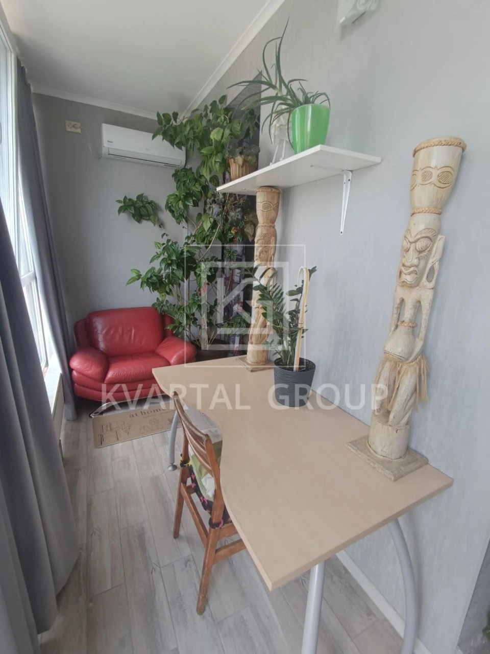 Apartment for Sale: 42 sq.m. with Quality Renovation