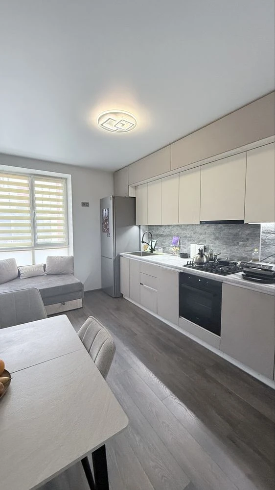 Apartment for Sale: 2-bedroom apartment with renovation, gas heating, OWN DOOR